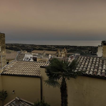 Homeapartment Il Nascondiglio Di Estia Agrigento Exteriör bild