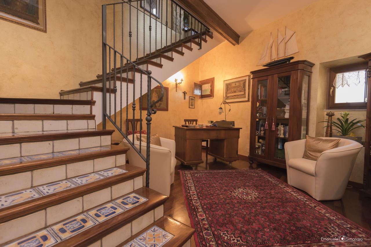 Homeapartment Il Nascondiglio Di Estia Agrigento Exteriör bild